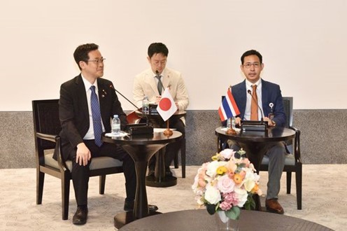 日本の参議院議員によるタイ日友好議員団への表敬訪問