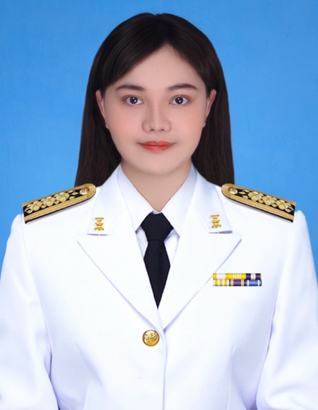 นางสาวพิชญานิน เพียราช