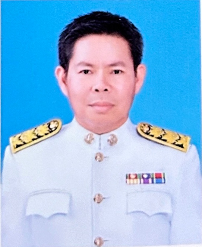 สุริพัฒน์ ไทยเทศ