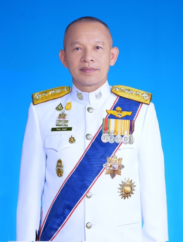 วีรพล กุลบุตร