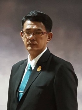 กฤษณ์ ขำทวี
