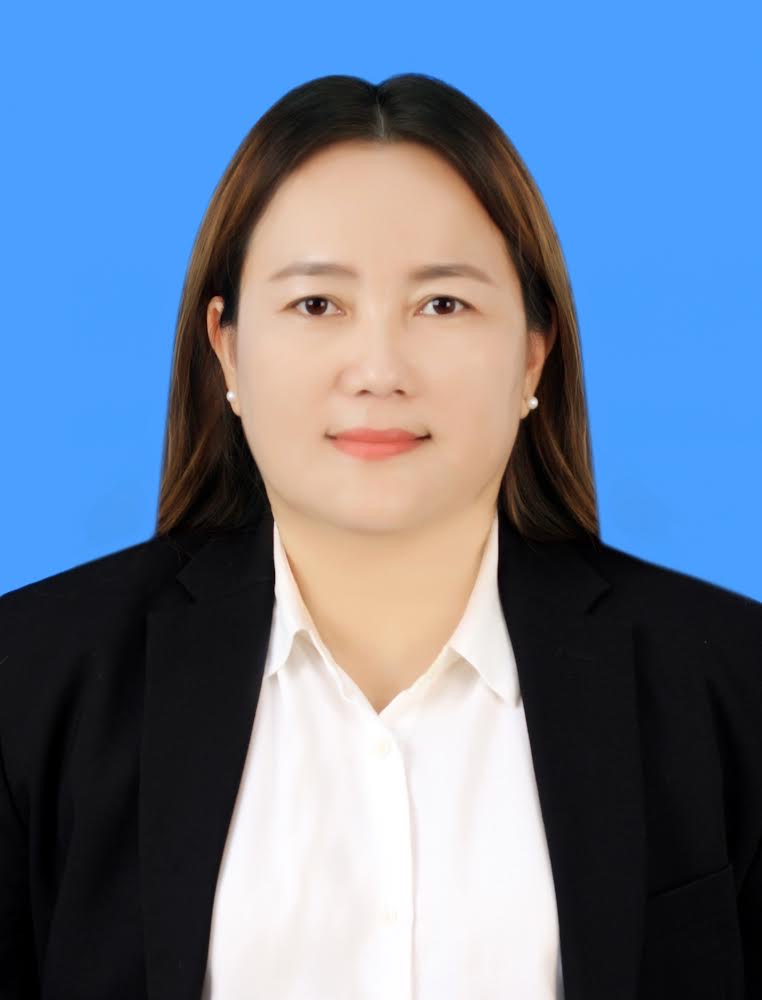 รัชนีกร ทองทิพย์