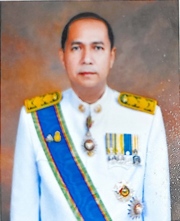 พงศ์ธร จันทราธิบดี