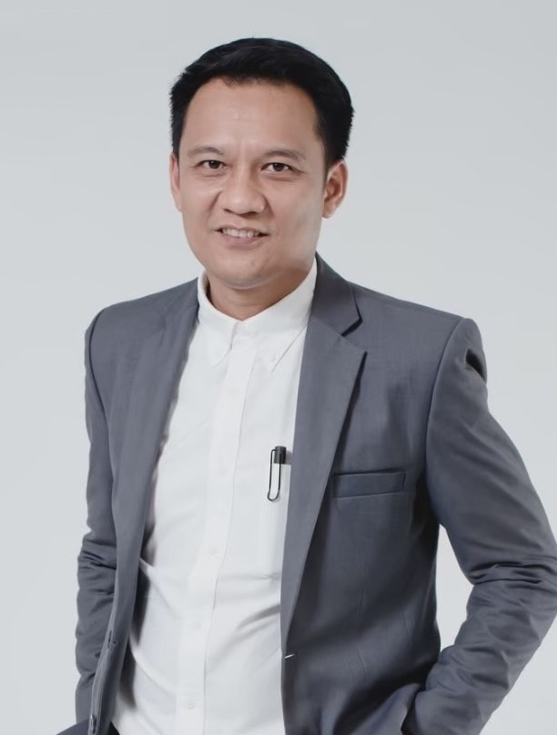 ชูวงศ์   อุบาลี