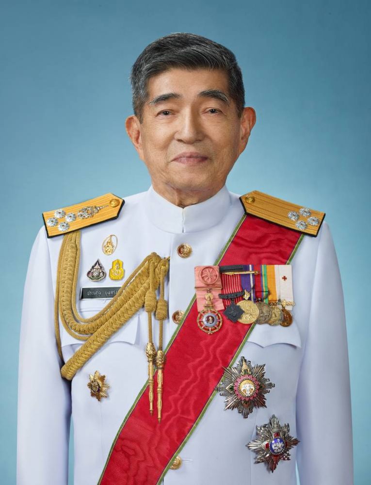 นางบุษกร  อัมพรประภา