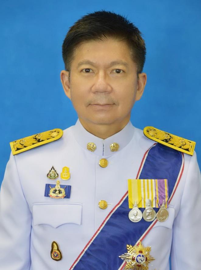 นายปิยวัฒน์  ศิวรักษ์
