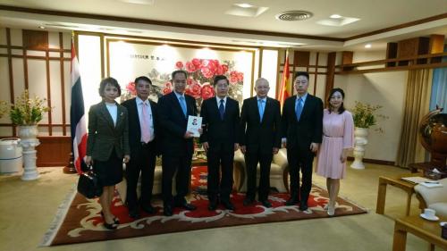Thailand-China Parliamentarians Friendship Group paid a courtesy call on Ambassador of the People’s Republic of China to Thailand to exchange their views about the diplomatic relations between Thailand and China.