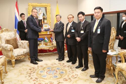 Mr. Aziz Aliev, Consul-General of the Republic of Uzbekistan to Thailand paid a courtesy call on H.E. Mr. Chuan Leekpai, President of the National Assembly and Speaker of the House of Representatives.
